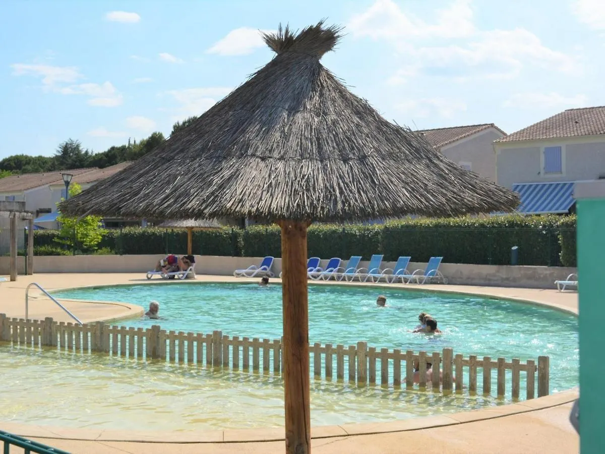 Holiday home Maison Duplex Avec Terrasse, Piscine Chauffee, 6 Pers., Vallon-Pont-D'Arc. - Fr-1-382-21
